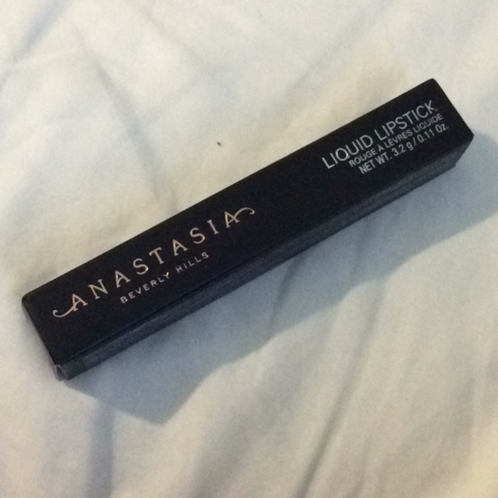 Abh liquid lisptick pure hollywood